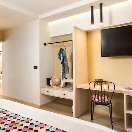 Hotel apartamentowy C Retimno