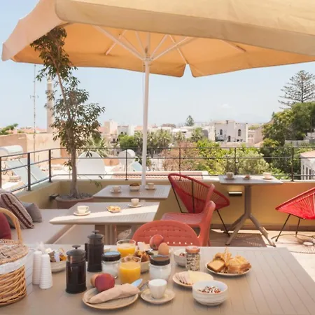 Hotel apartamentowy C Retimno